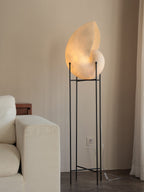 Conch Bloom Lamp