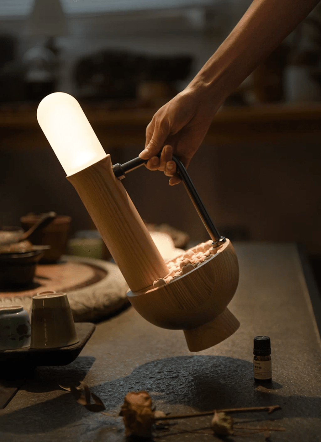 Zen Rechargeable Table Lamp