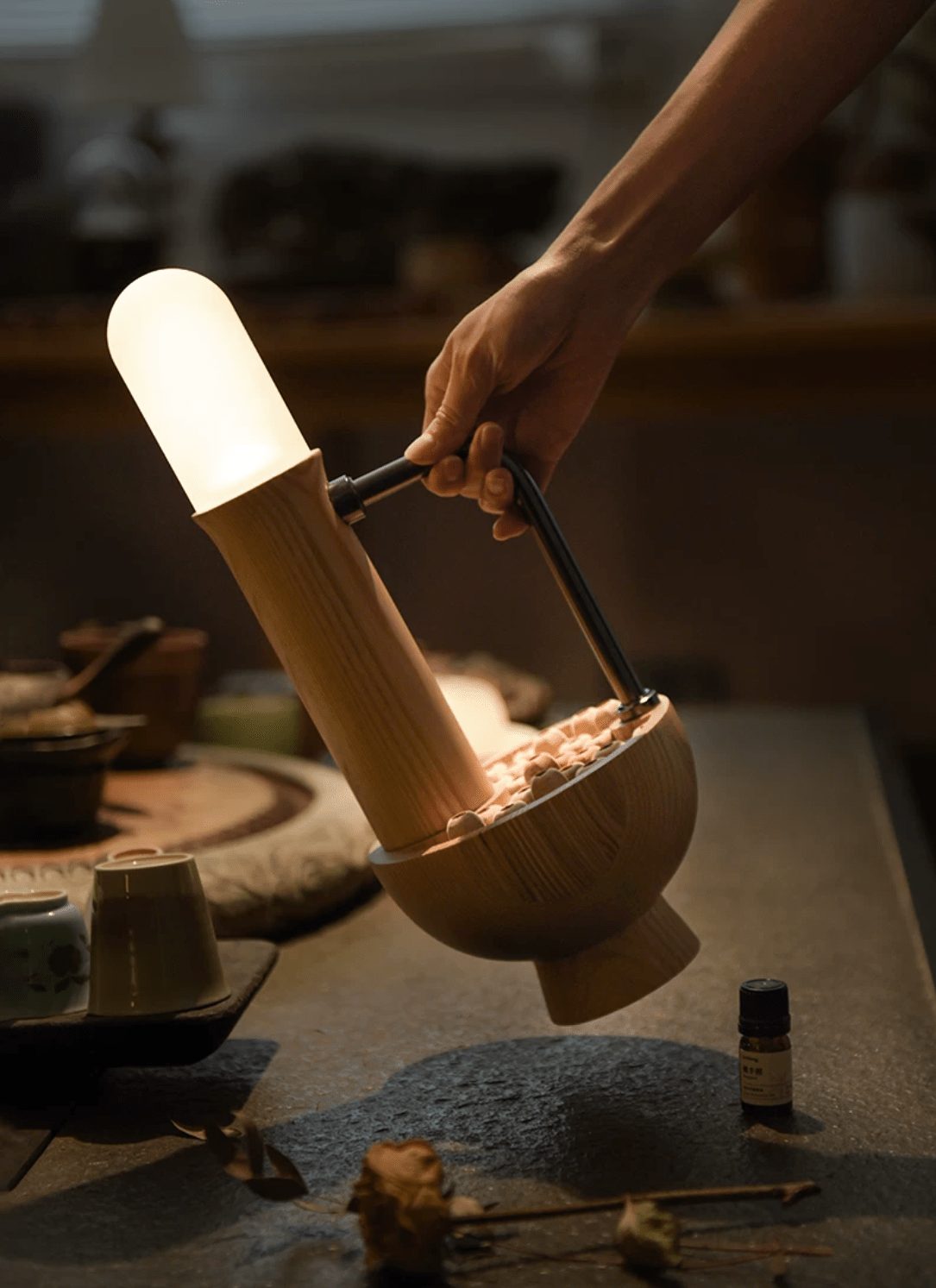 Zen Rechargeable Table Lamp
