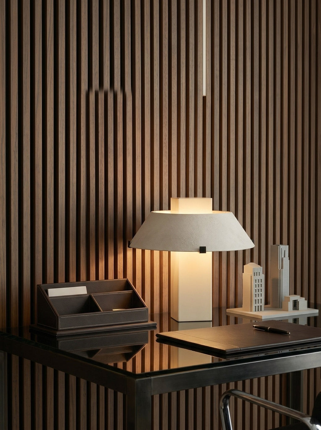 Facette Table Lamp