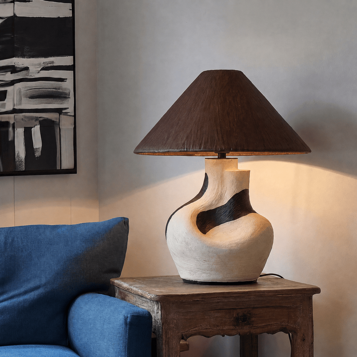 Mirea Sculptural Art Table Lamp