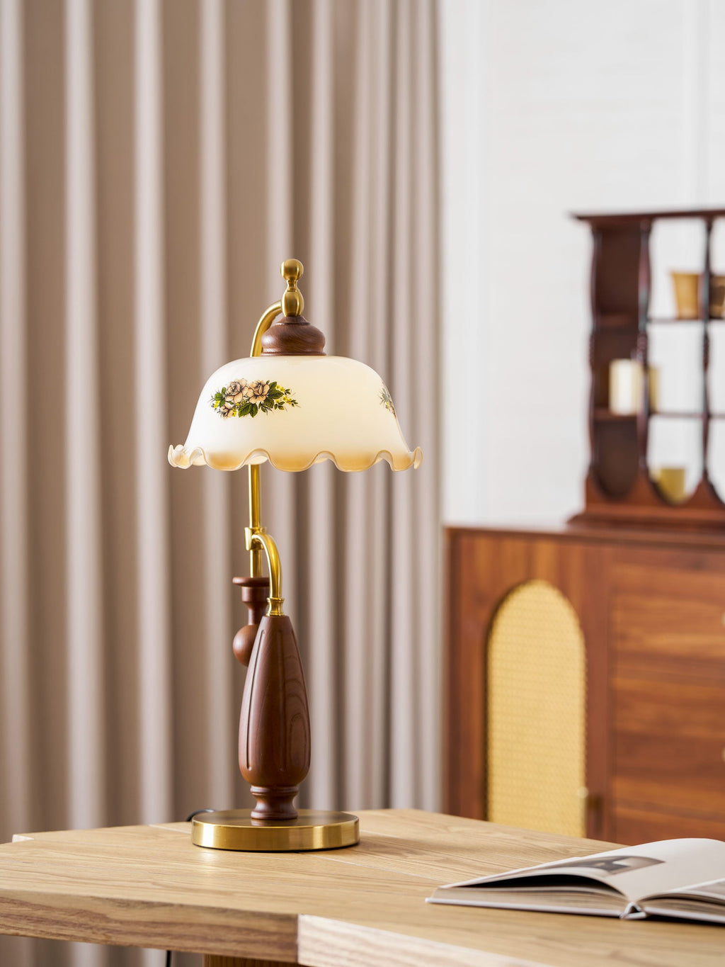 Heritage Bloom Table Lamp