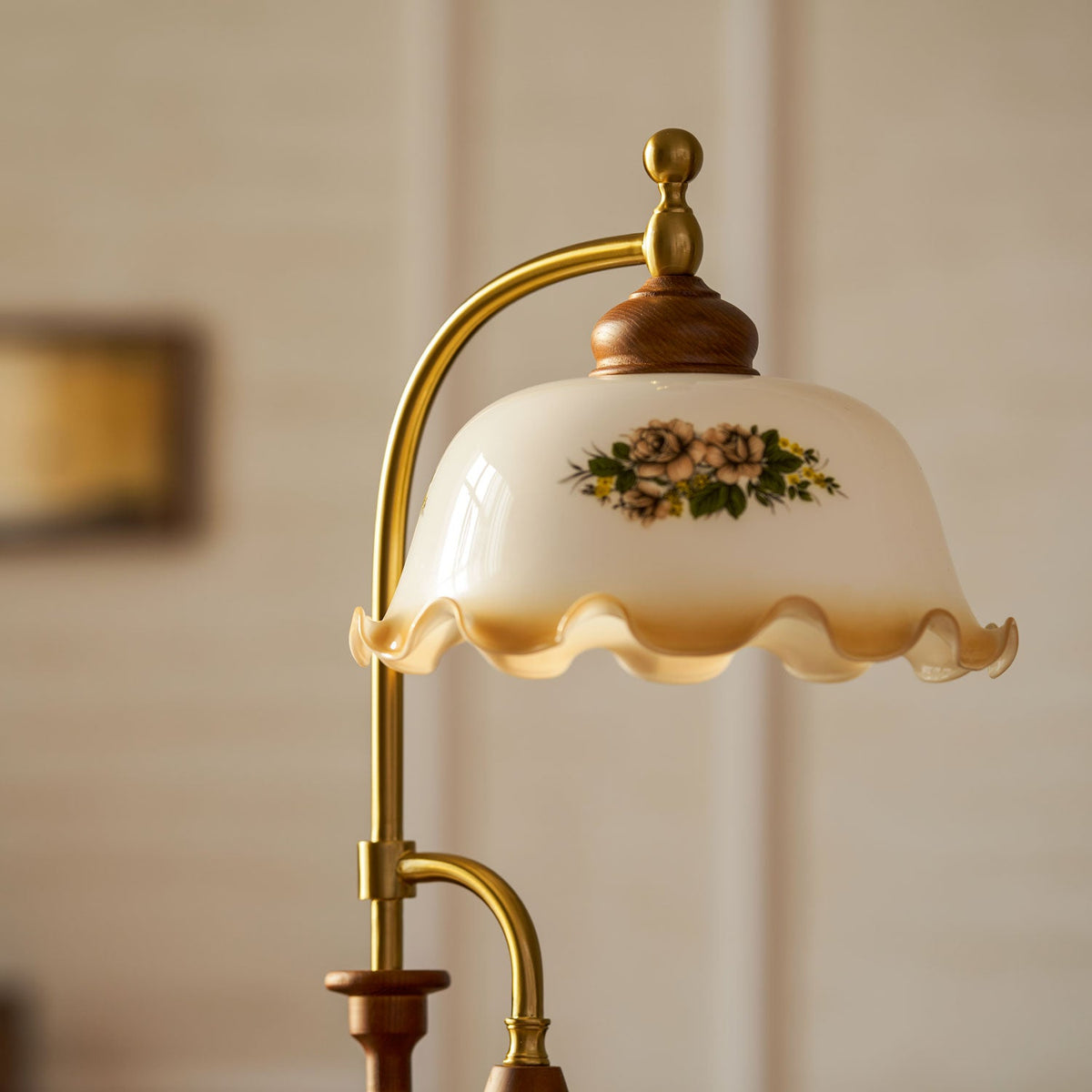 Heritage Bloom Table Lamp