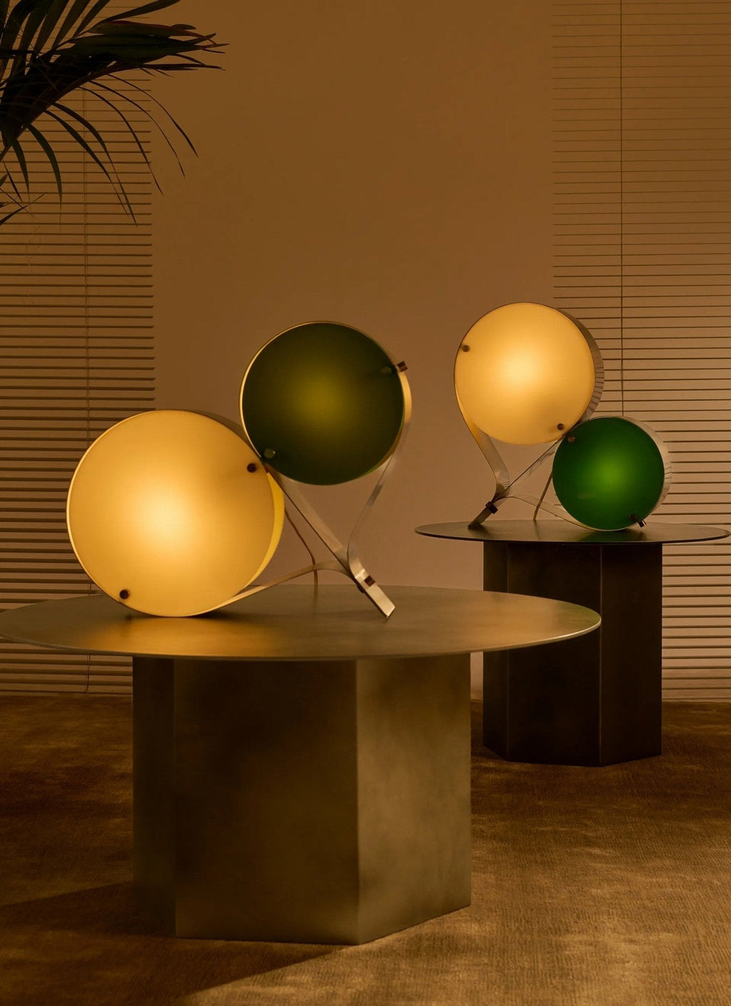 Duet Disc Table Lamp