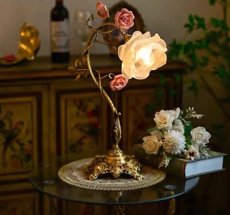 Campanella Vintage Rose Table Lamp
