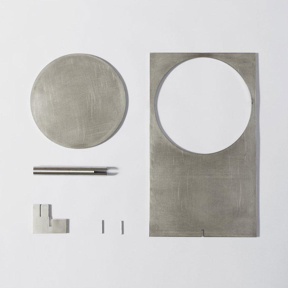Axis Rotating Disc Table Lamp