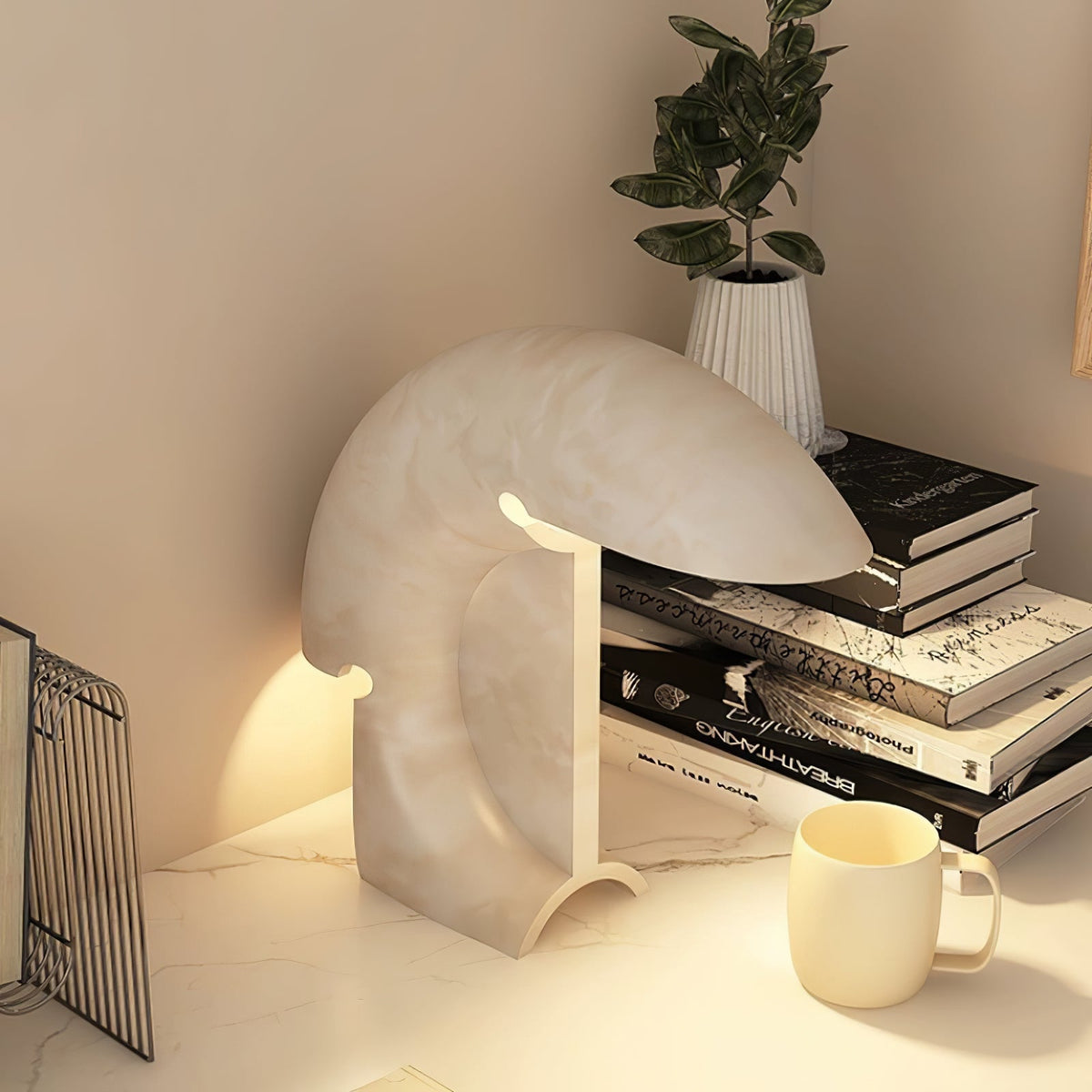 Elios Resin Table Lamp
