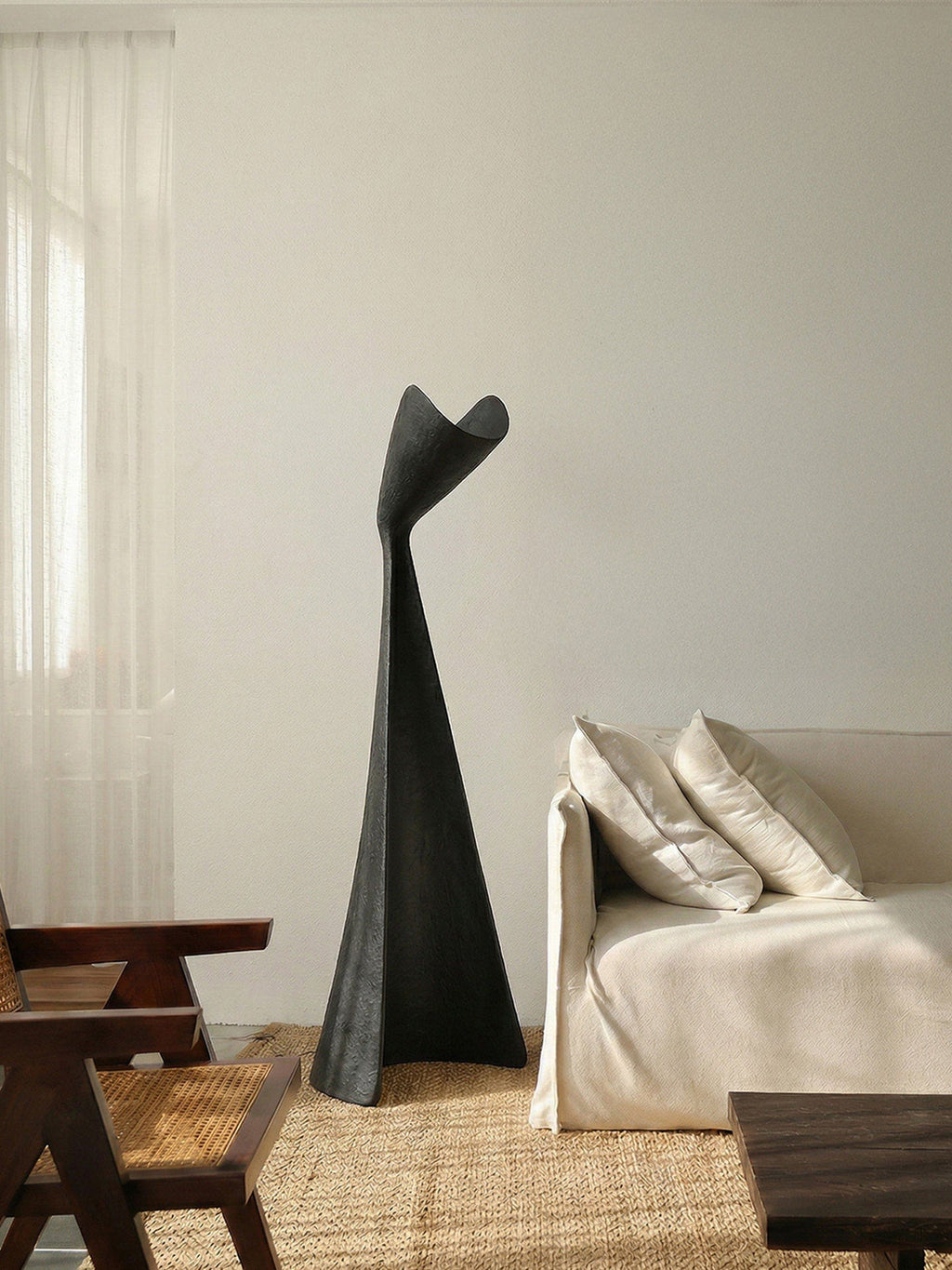 Gresia Sculptural Floor Lamp
