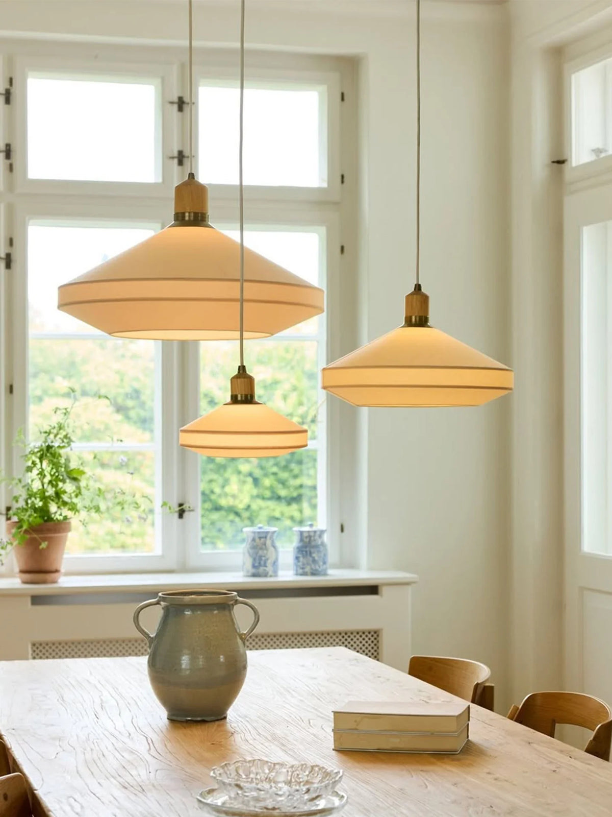 Alder Wood-Cap Fabric Pendant Lamp
