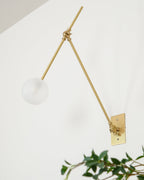 Magari Wall Lamp