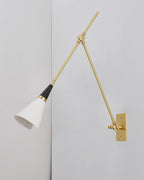 Magari Wall Lamp