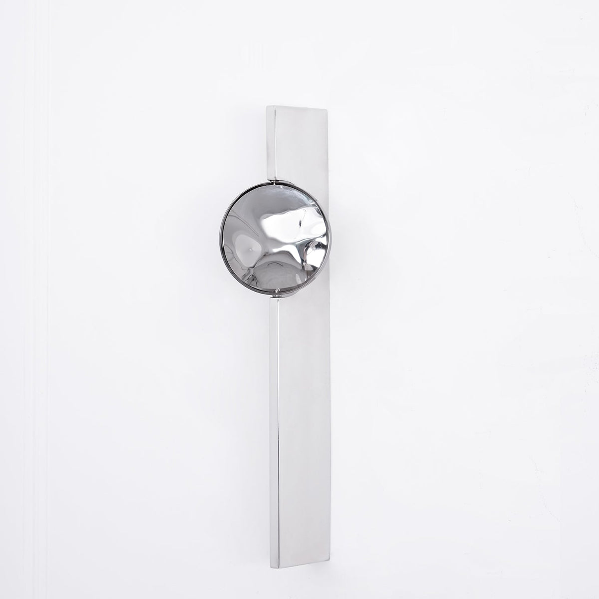 Kinetic Shadow Wall Lamp