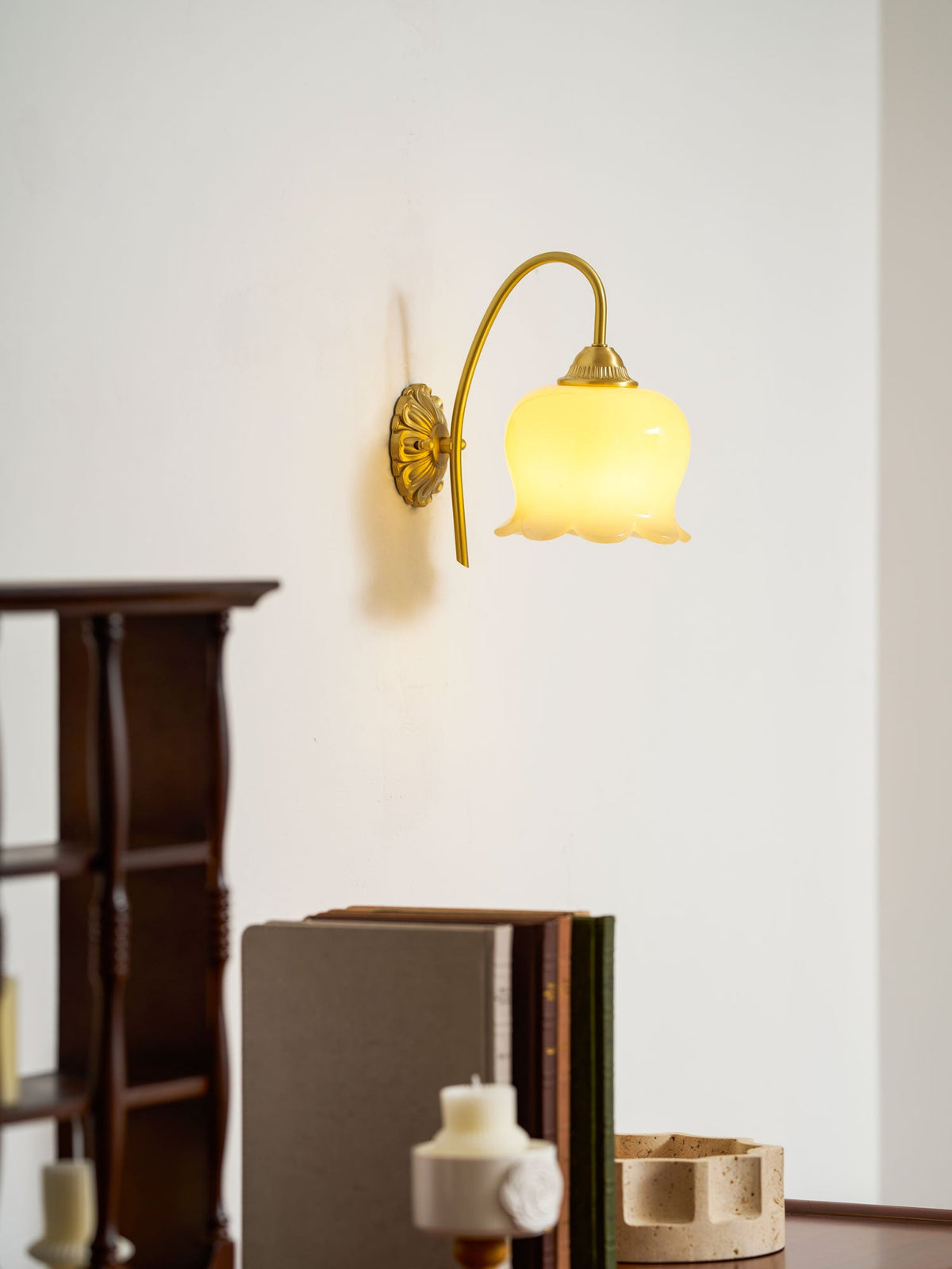 Valley Flower Wall Lamp