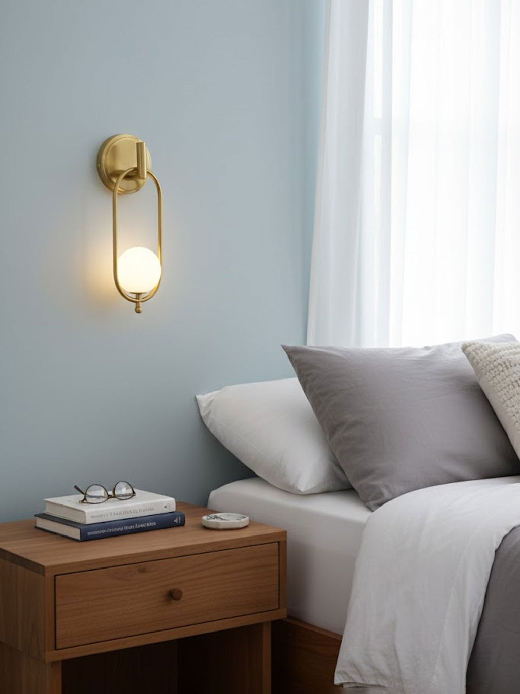 Aurea Brass Wall Light