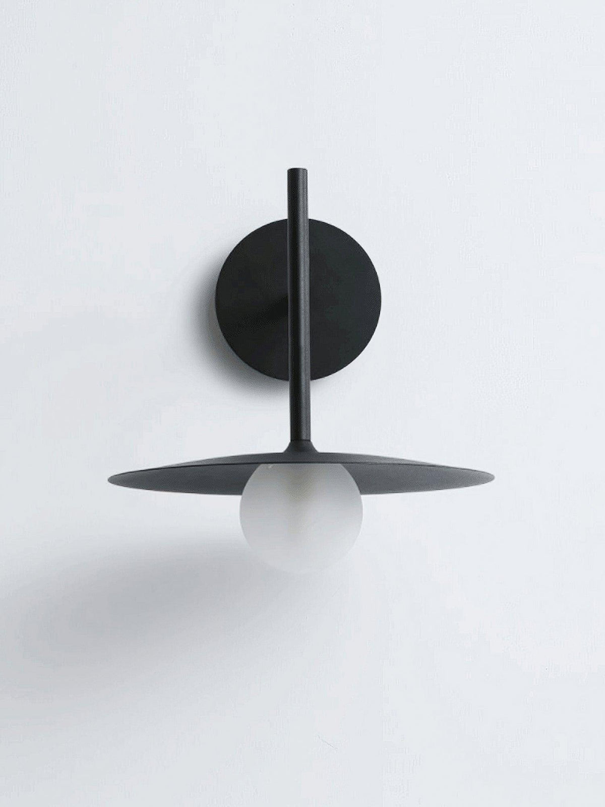 Gea Iron Wall Lamp