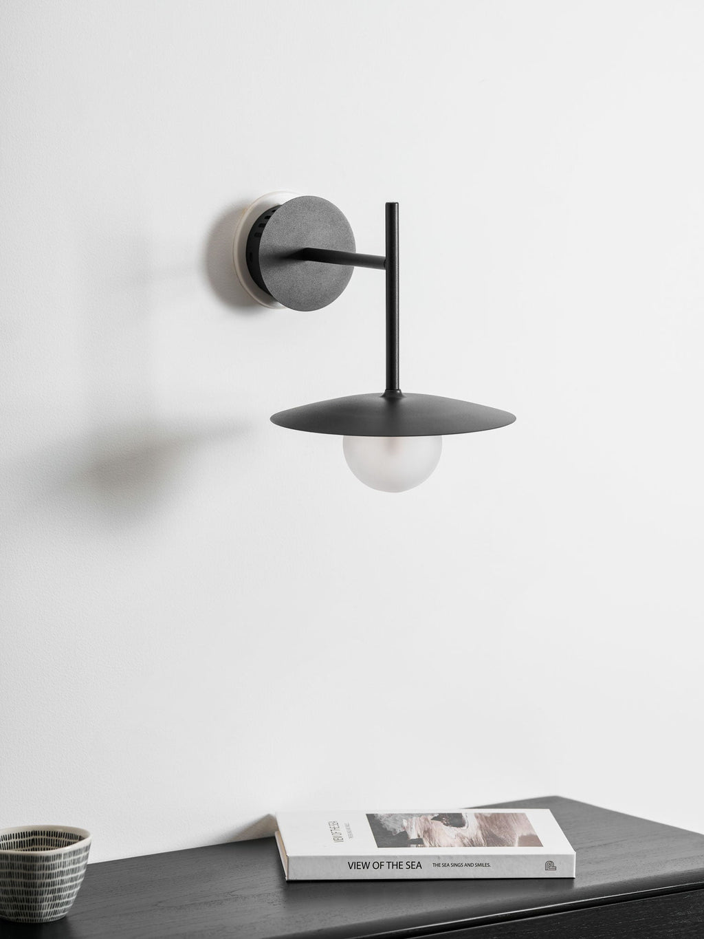 Gea Iron Wall Lamp