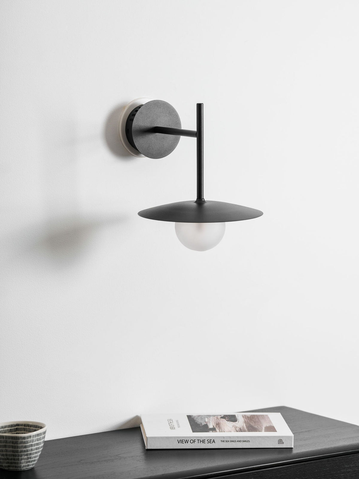 Gea Iron Wall Lamp