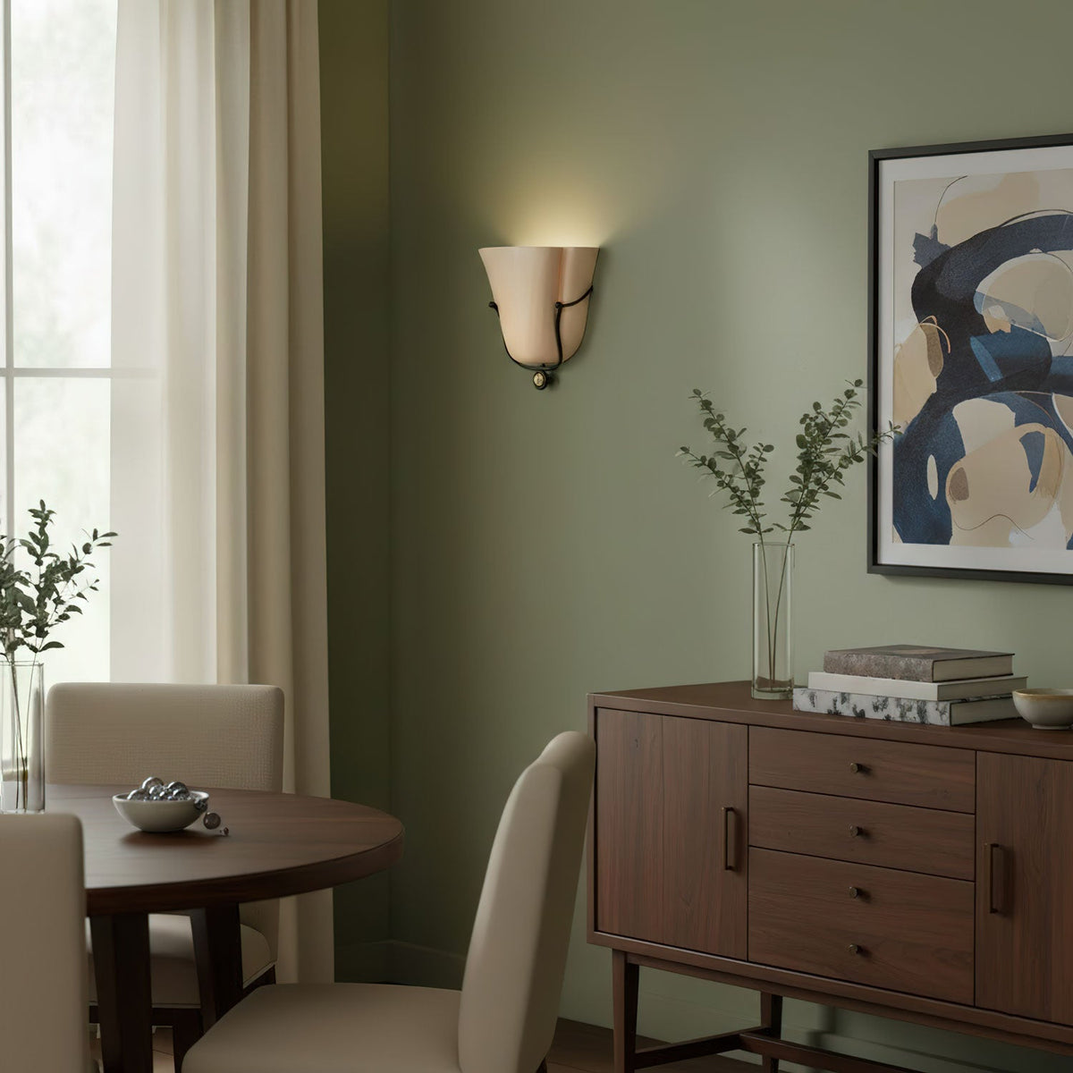 Solenne Shell Wall Sconce