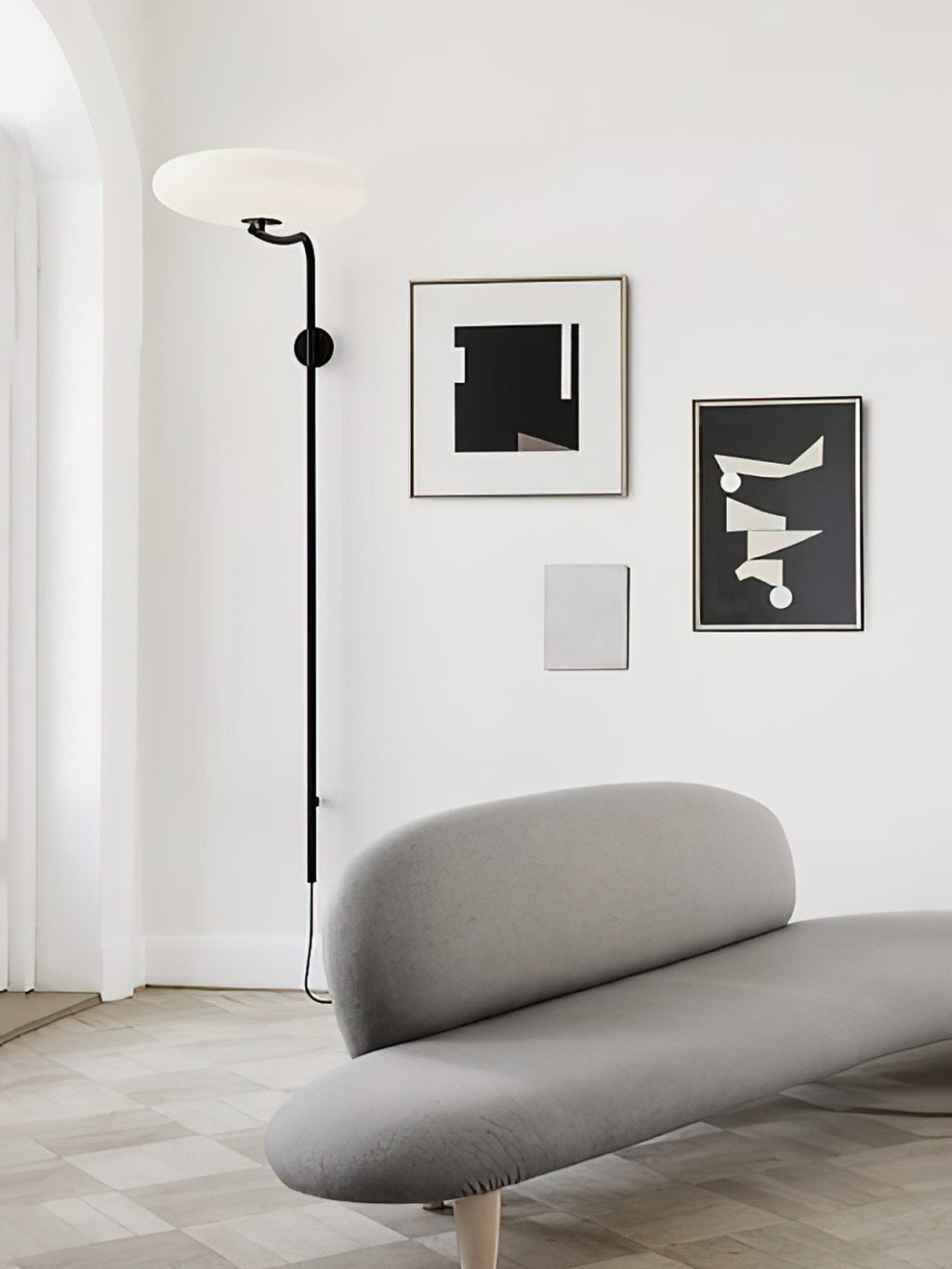 Arc Wall Lamp