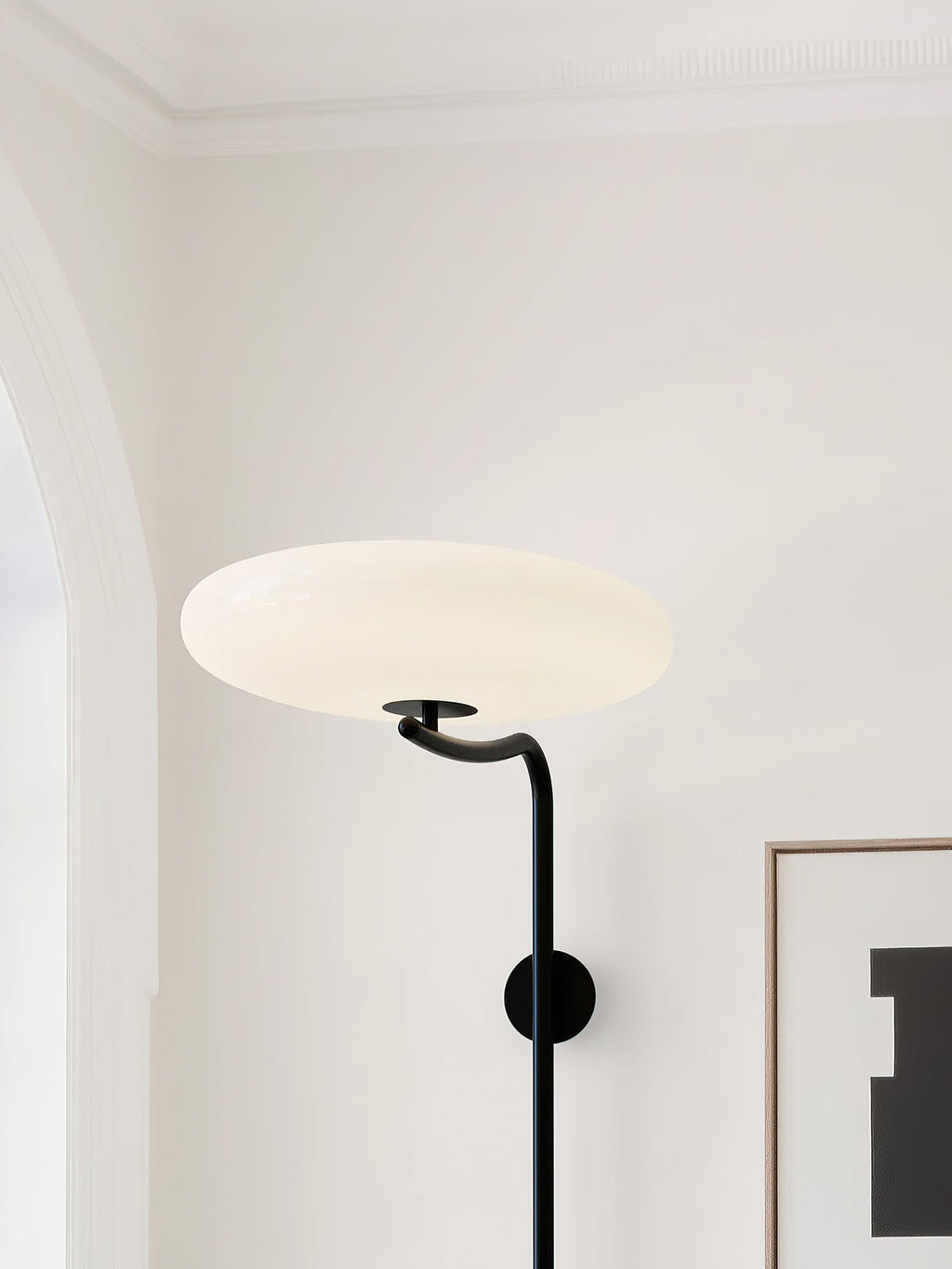 Arc Wall Lamp