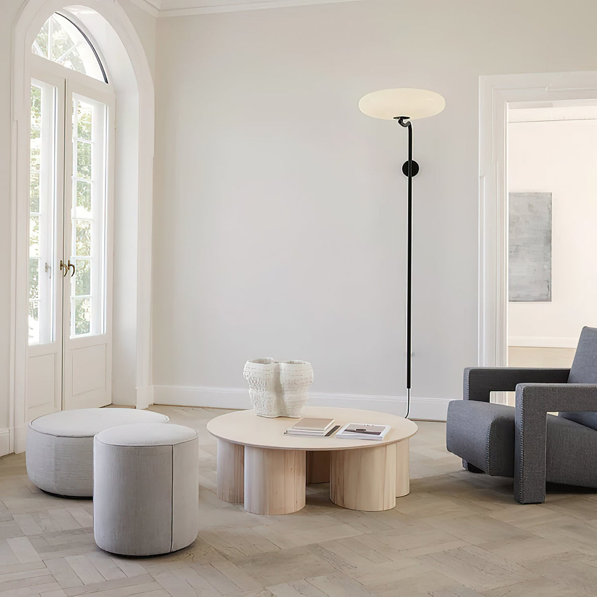 Arc Wall Lamp
