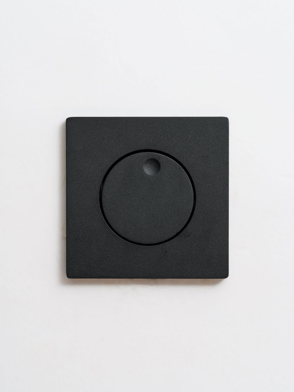 Minimalist Recessed Rotatable Sconce