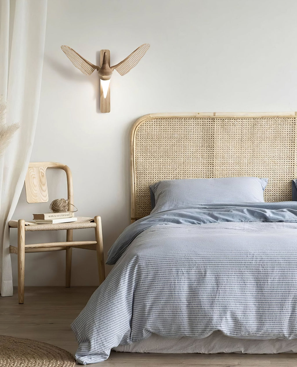 Avesa Wall Light