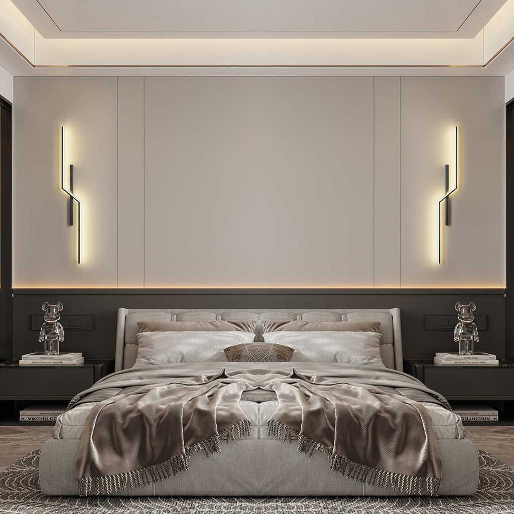 Echelon Wall Light