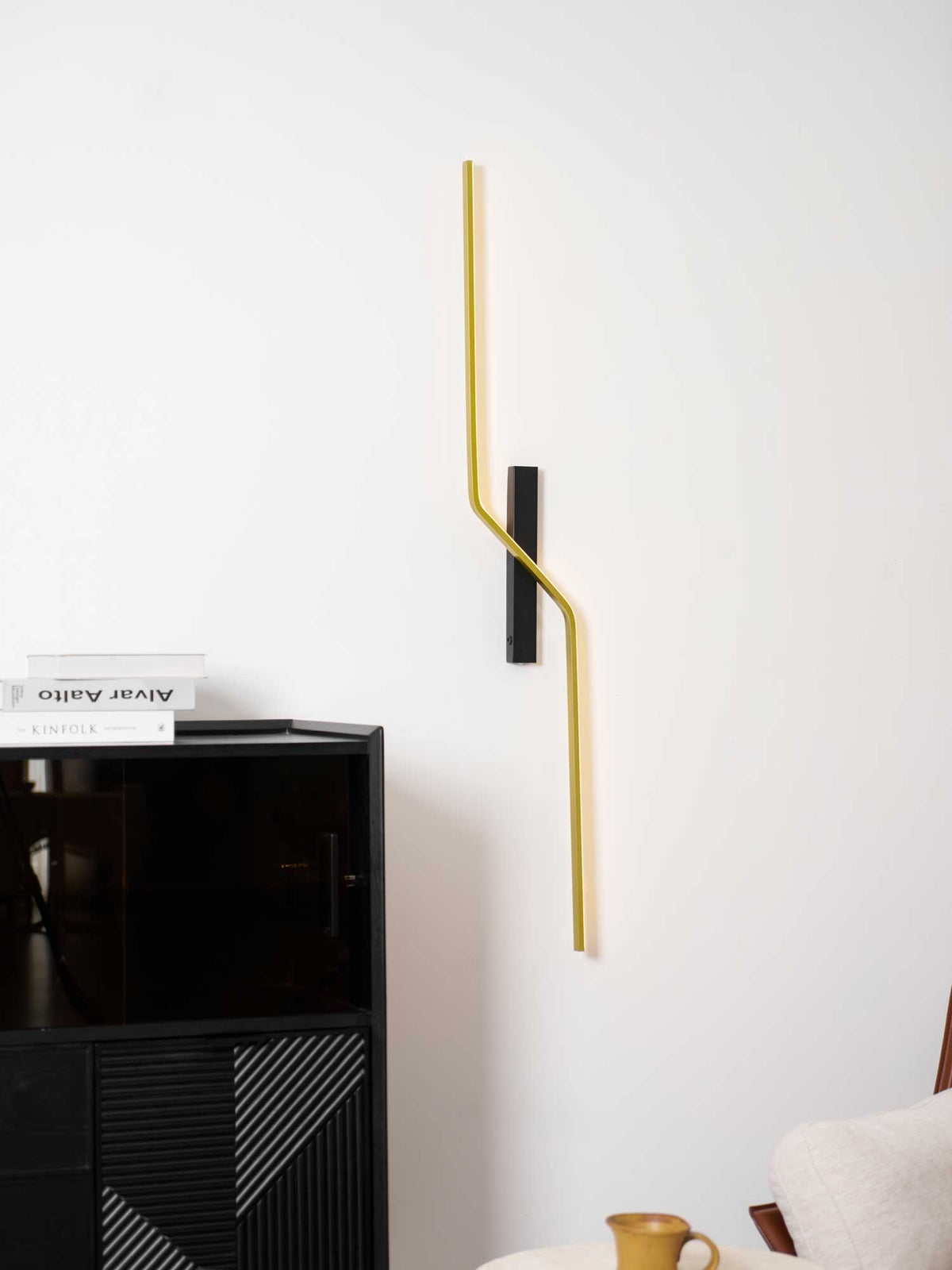 Echelon Wall Light