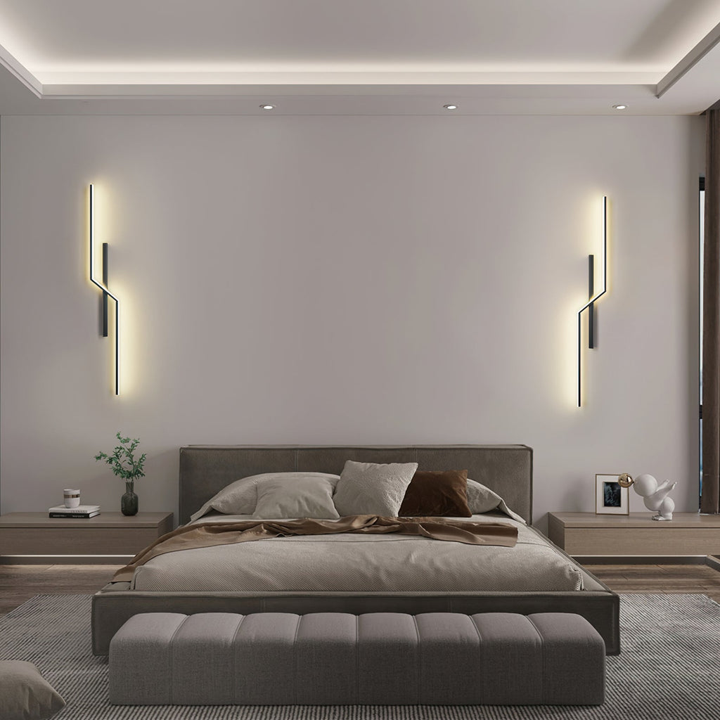 Echelon Wall Light