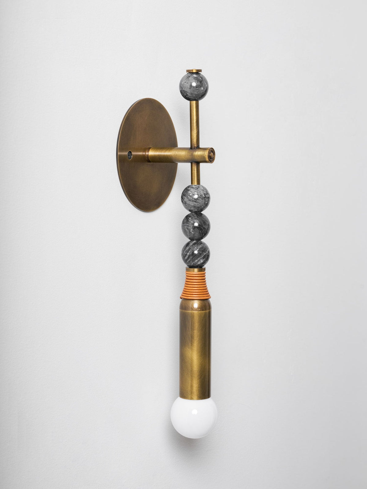 Toam Wall Lamp