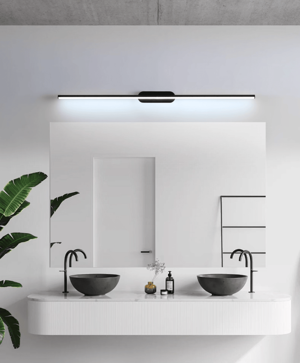 Linear Wall Lamp