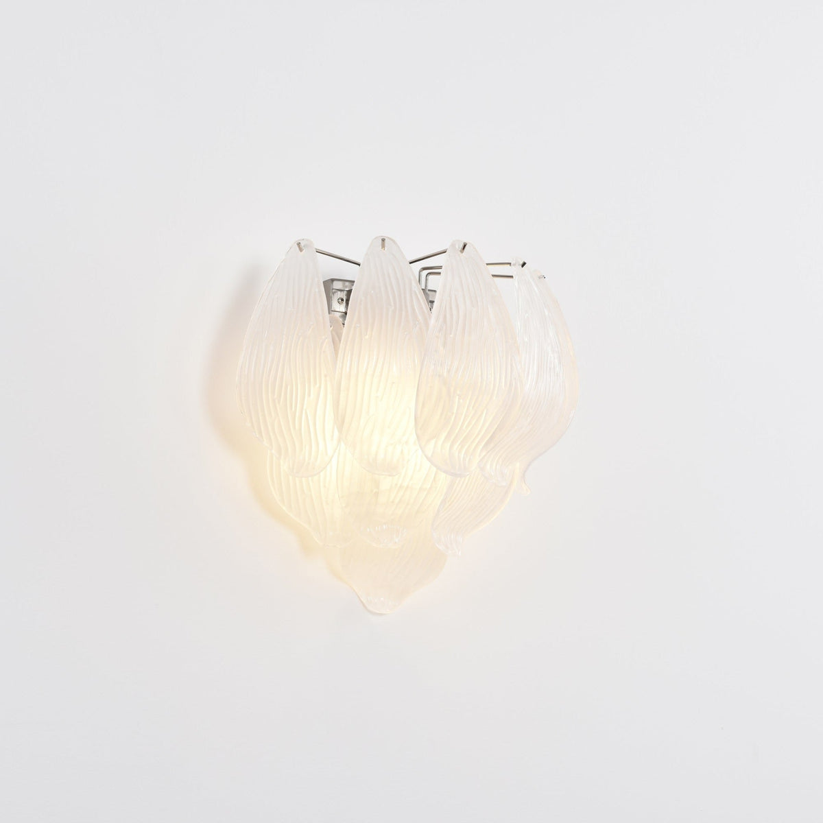 Tuliva Wall Lamp