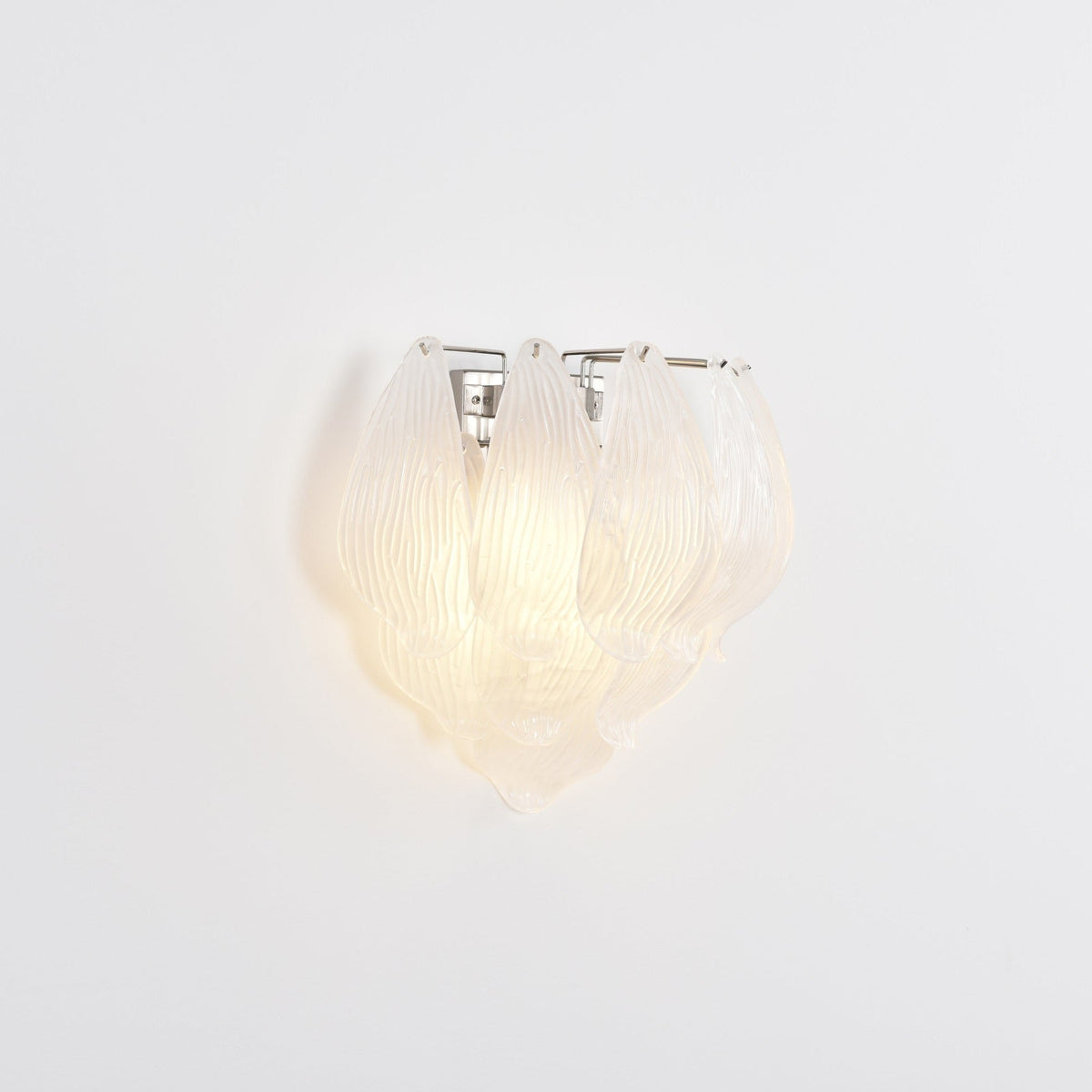 Tuliva Wall Lamp