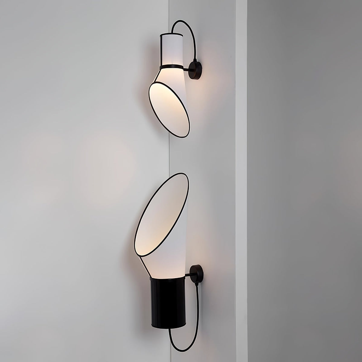 Sketch Line Wall Sconce