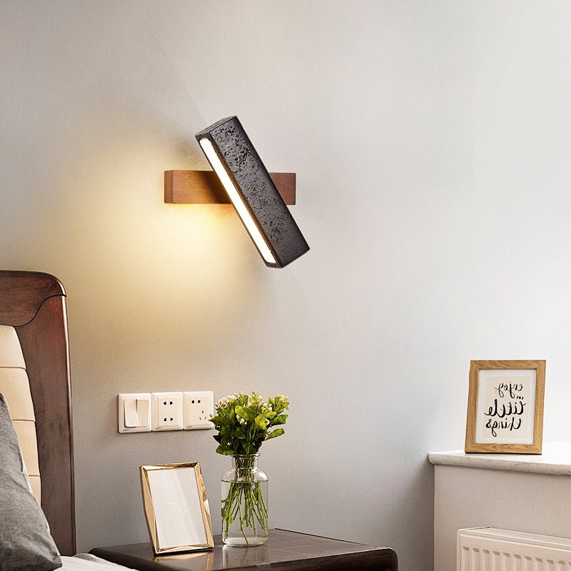 Elias Wall Sconce