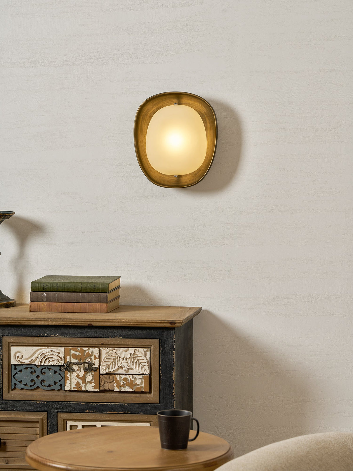 Amorphous Wall Lamp