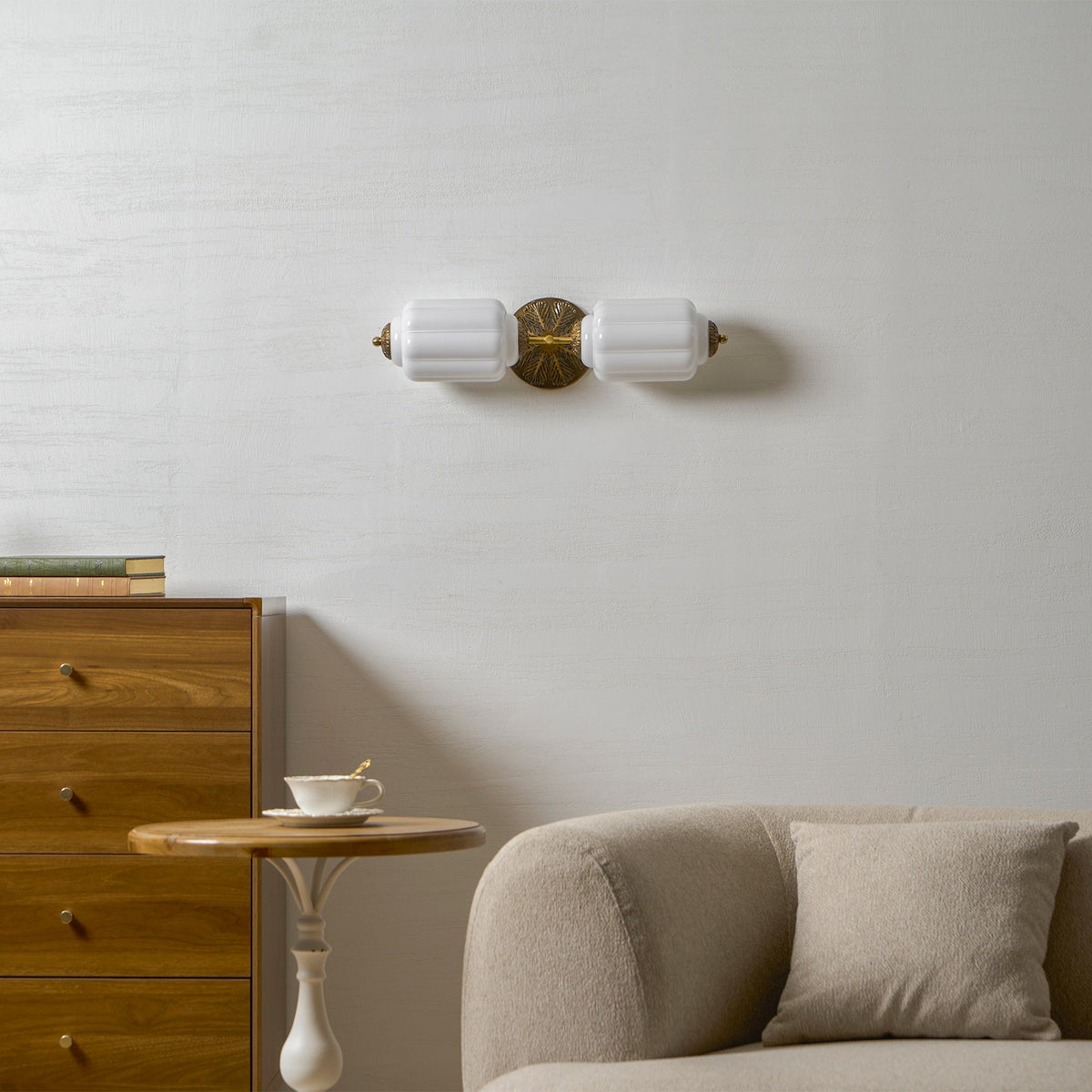 Elliot Glass Wall Sconce