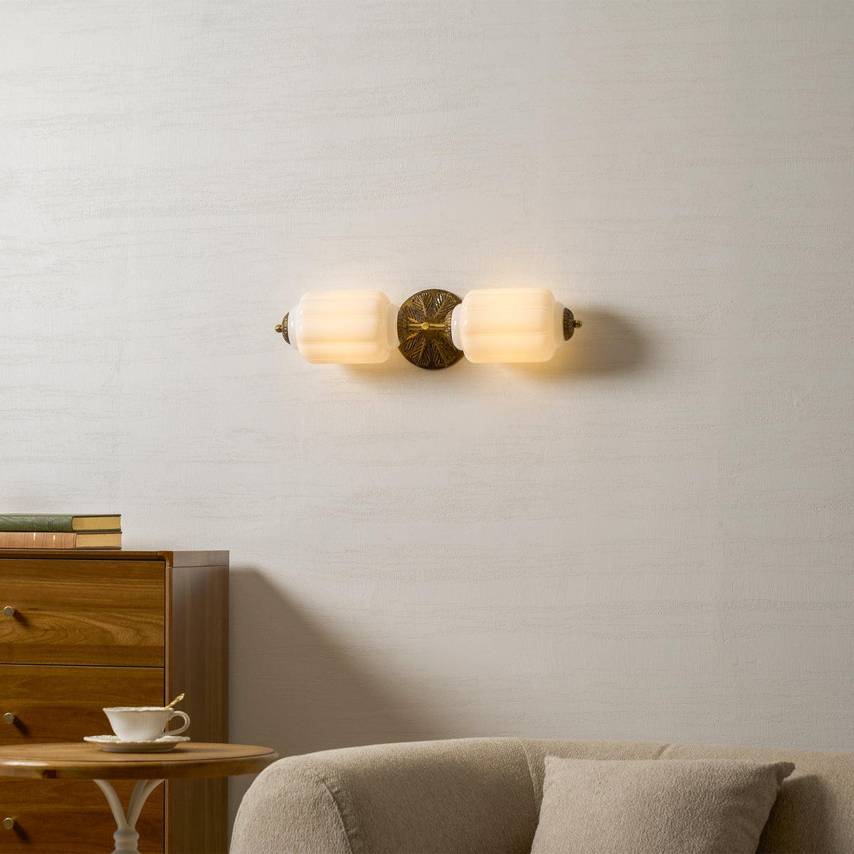 Elliot Glass Wall Sconce