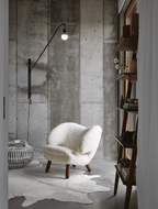Black Long Arm Wall Lamp