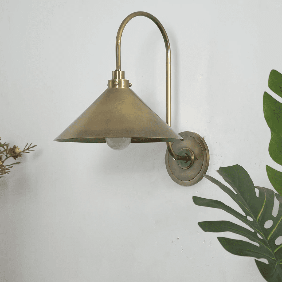 Alessia Cone Wall Light