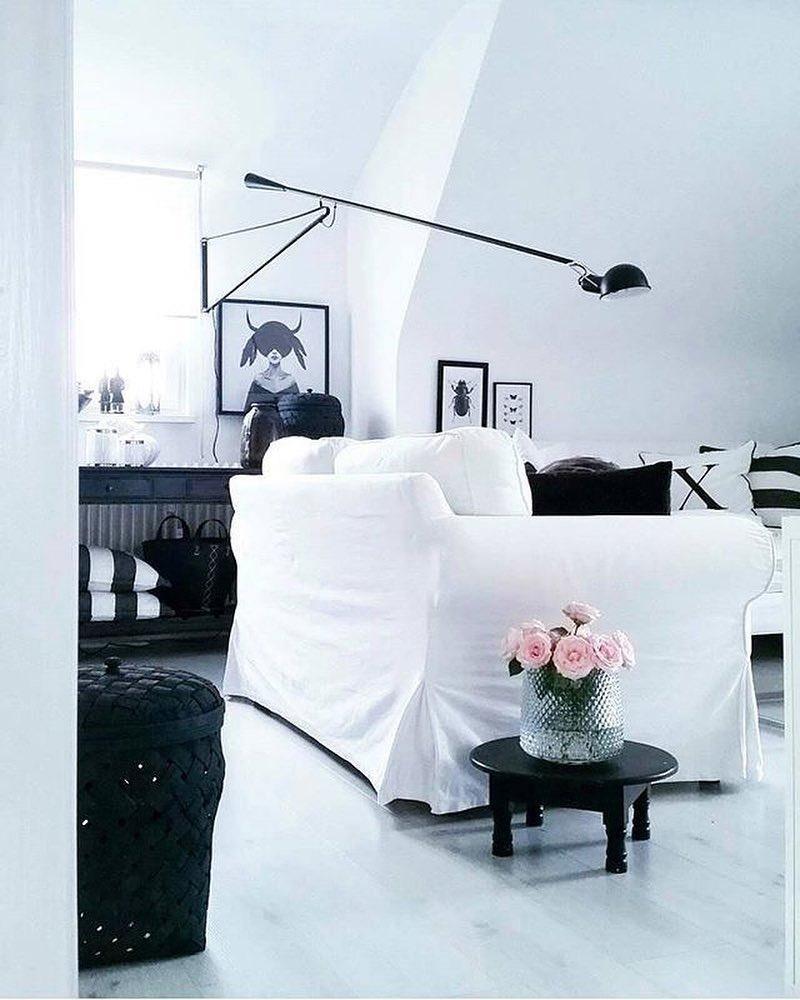 Long Swing Arm Wall Lamp