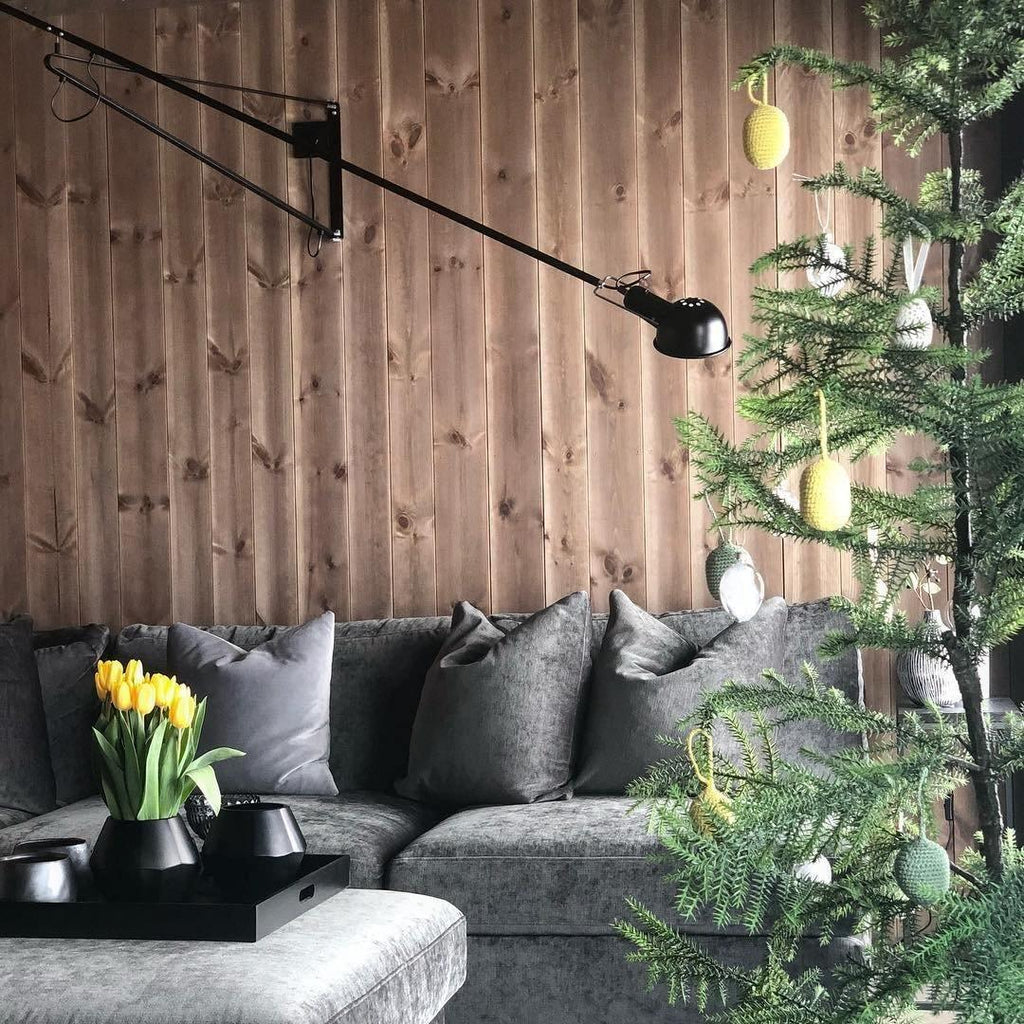 Long Swing Arm Wall Lamp