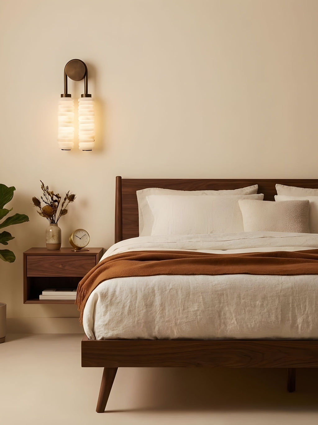 Calla Ribbed Alabaster Sconce