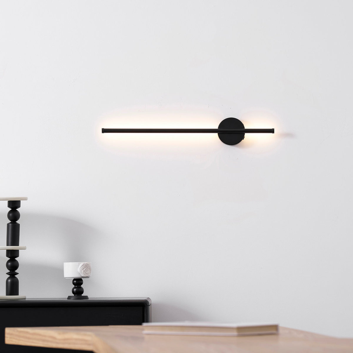 Linear Rechargeable Wall Lamp