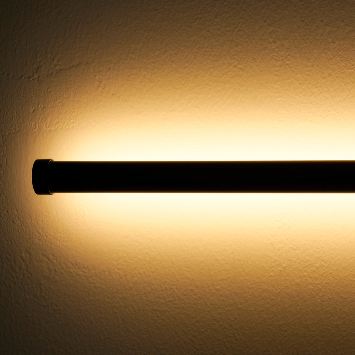Linear Rechargeable Wall Lamp