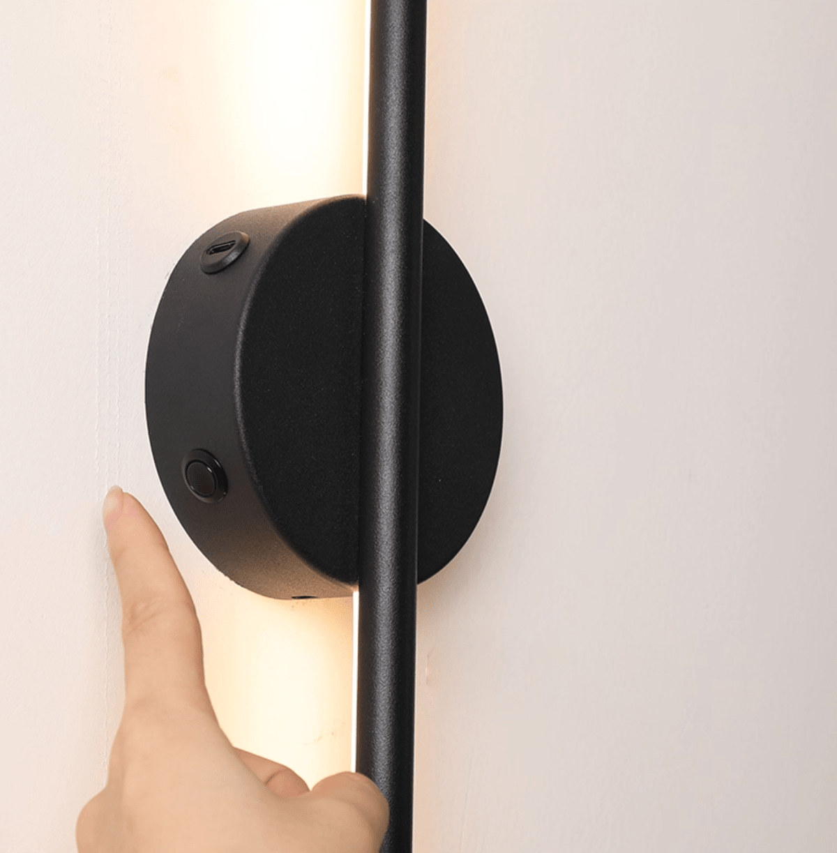 Linear Rechargeable Wall Lamp