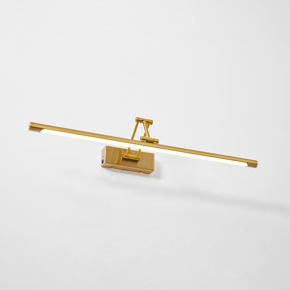 Brillan Frame Rechargeable Wall Light