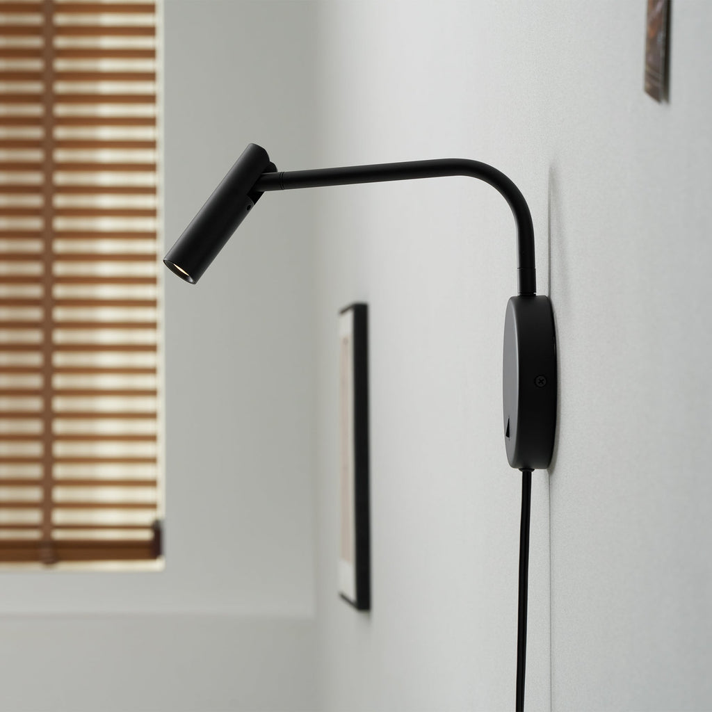 Minimalist Disc Plug-in Wall Sconce