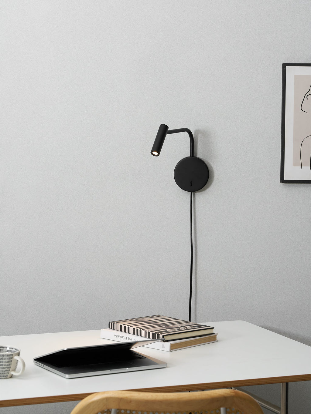 Minimalist Disc Plug-in Wall Sconce